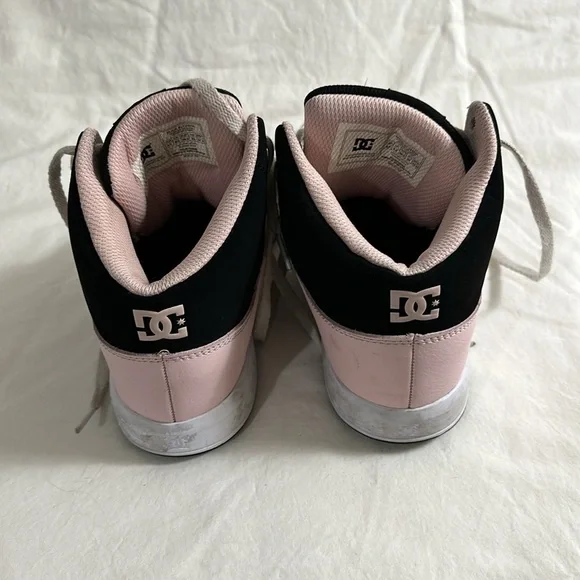 DC Cure - High Top Leather Skate Shoes - Picture 2 of 4